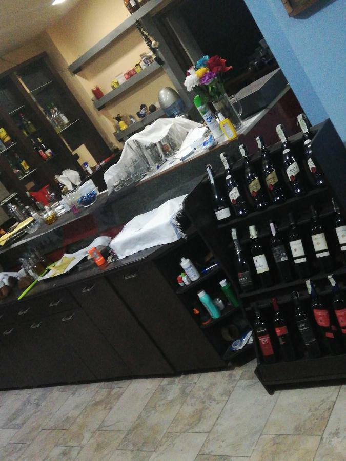 Hotel Albania 格勒姆 外观 照片